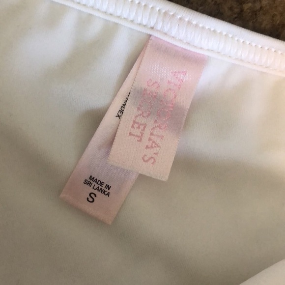 36A Victoria Secret bikini skirt set - Picture 2 of 5